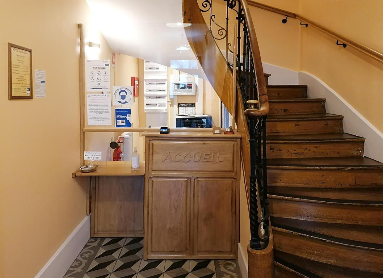 Hotel Le Dormeux Mehun-sur-Yevre ภายนอก รูปภาพ