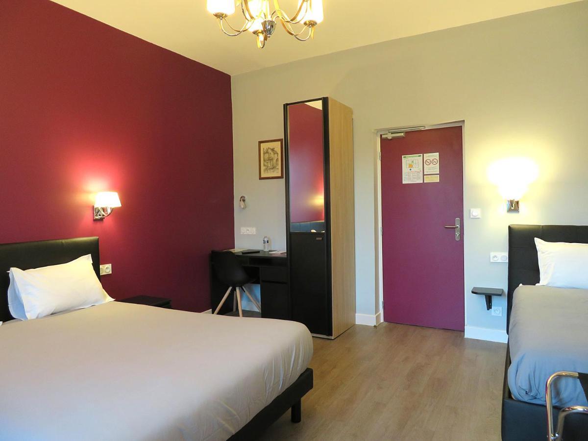Hotel Le Dormeux Mehun-sur-Yevre ภายนอก รูปภาพ